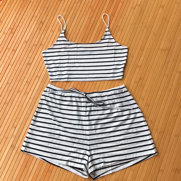 NWT Striped Crop Cami Top & Tie Waist Shorts Set - Picture 6 of 10
